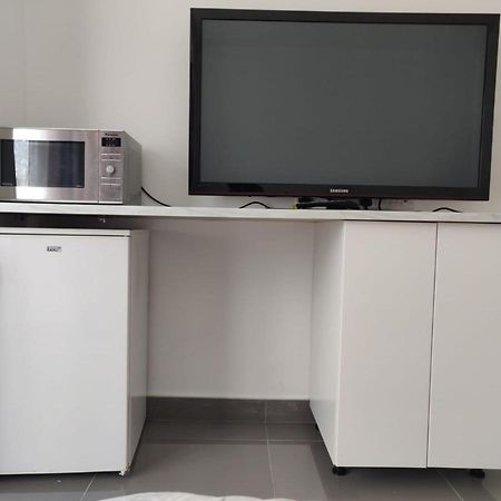 Stunning Double Room In Harrow Wembley - Khoob House Londra Esterno foto