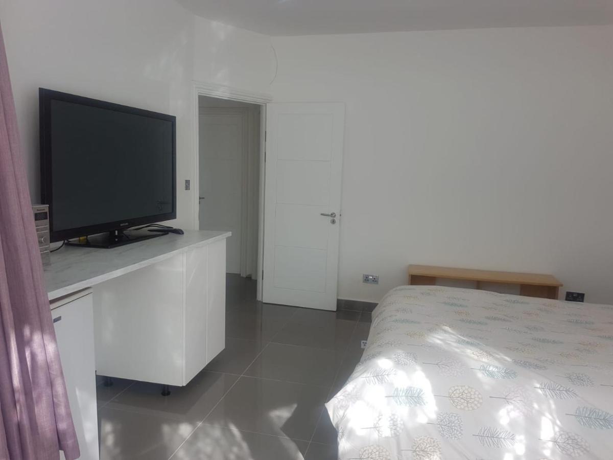 Stunning Double Room In Harrow Wembley - Khoob House Londra Esterno foto